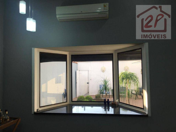 Imagem Casa com 3 Quartos à Venda, 230 m² em Centro - Caçapava Imagem Casa com 3 Quartos à Venda, 230 m² em Centro - Caçapava