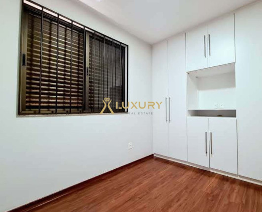 Imagem Imóvel com 4 Quartos à Venda, 140 m² em Cruzeiro - Belo Horizonte Imagem Imóvel com 4 Quartos à Venda, 140 m² em Cruzeiro - Belo Horizonte