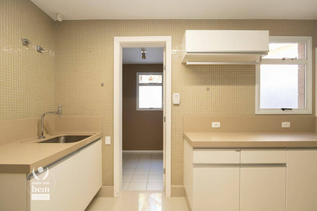 Imagem Casa com 3 Quartos à Venda, 429 m² em Campo Comprido - Curitiba