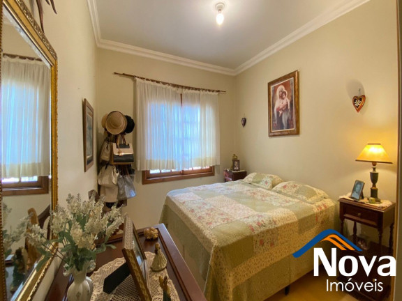 Imagem Imóvel com 2 Quartos à Venda, 93 m² em Planalto - Gramado Imagem Imóvel com 2 Quartos à Venda, 93 m² em Planalto - Gramado