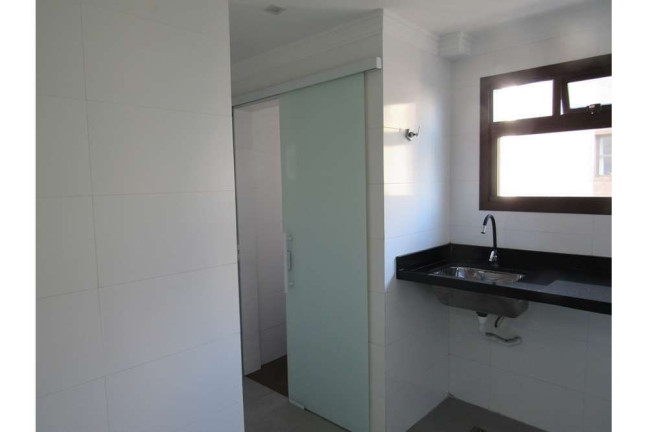 Imagem Apartamento com 3 Quartos à Venda, 130 m² em Pitangueiras - Guarujá Imagem Apartamento com 3 Quartos à Venda, 130 m² em Pitangueiras - Guarujá