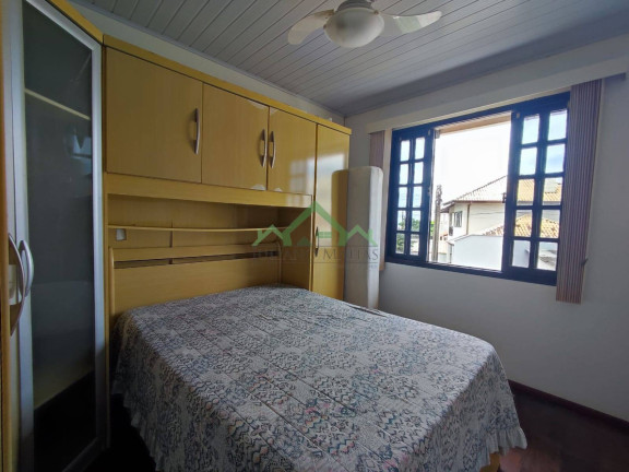 Imagem Casa com 4 Quartos à Venda, 382 m² em Centro - Balneário Barra Do Sul