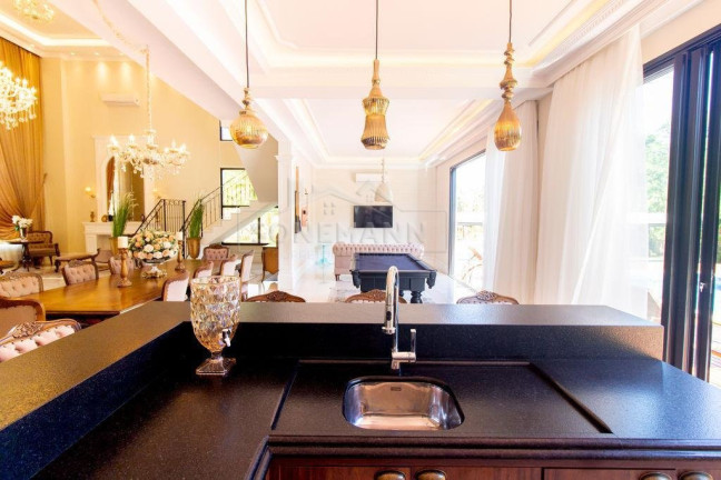Imagem Casa com 3 Quartos à Venda, 440 m² em Centro - Itapema