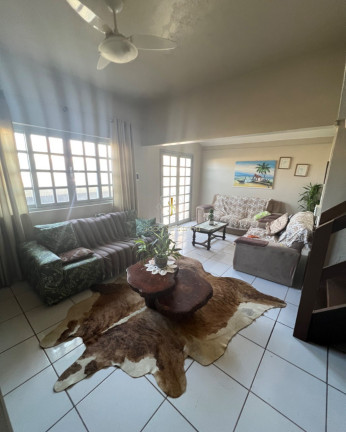 Imagem Casa com 6 Quartos à Venda, 300 m² em Coroados - Guaratuba Imagem Casa com 6 Quartos à Venda, 300 m² em Coroados - Guaratuba