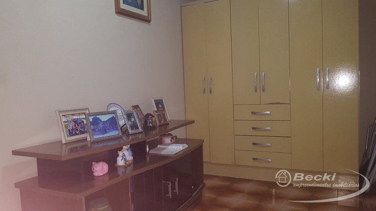 Imagem Casa com 3 Quartos à Venda, 139 m² em Petrópolis - Joinville Imagem Casa com 3 Quartos à Venda, 139 m² em Petrópolis - Joinville