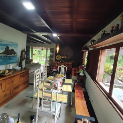 Imagem Casa com 4 Quartos à Venda, 320 m² em Monte Oliveti - Guapimirim Imagem Casa com 4 Quartos à Venda, 320 m² em Monte Oliveti - Guapimirim