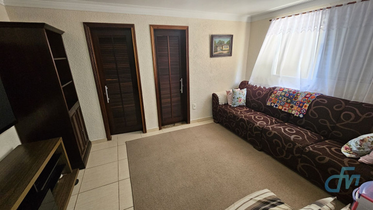 Imagem Sobrado com 5 Quartos à Venda, 202 m² em Botujuru - Mogi Das Cruzes Imagem Sobrado com 5 Quartos à Venda, 202 m² em Botujuru - Mogi Das Cruzes