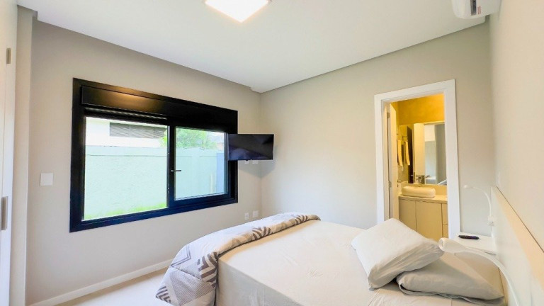 Imagem Casa com 4 Quartos à Venda, 150 m² em Centro - Xangri-lá