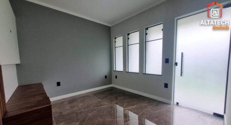 Imagem Casa com 3 Quartos à Venda, 110 m² em Centro - Poços De Caldas Imagem Casa com 3 Quartos à Venda, 110 m² em Centro - Poços De Caldas