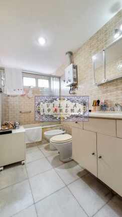 Imagem Apartamento com 4 Quartos à Venda, 235 m² em Lagoa - Rio De Janeiro Imagem Apartamento com 4 Quartos à Venda, 235 m² em Lagoa - Rio De Janeiro