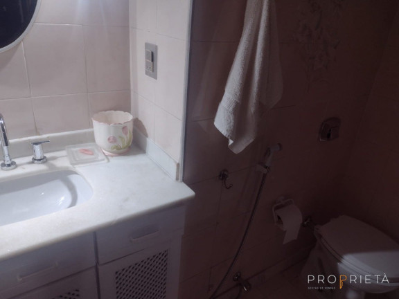 Imagem Apartamento com 3 Quartos à Venda, 105 m² em Copacabana - Rio De Janeiro