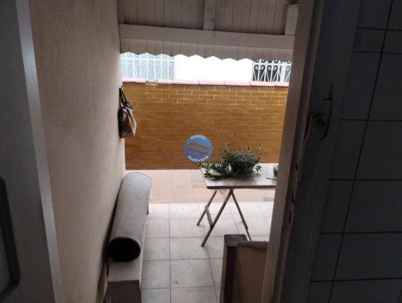 Imagem Casa com 3 Quartos à Venda, 212 m² em Embaré - Santos