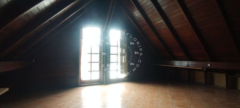Imagem Sobrado com 3 Quartos à Venda, 120 m² em Sambaqui - Florianópolis Imagem Sobrado com 3 Quartos à Venda, 120 m² em Sambaqui - Florianópolis
