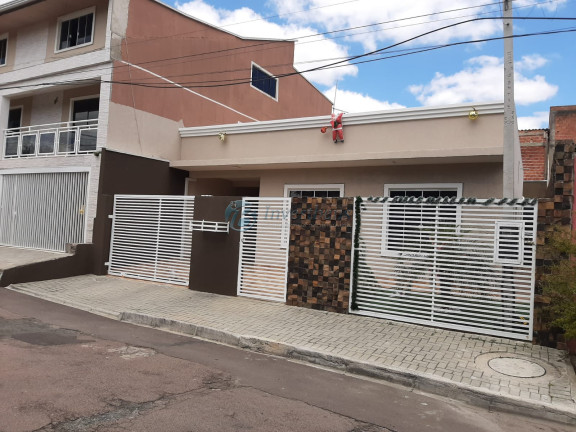 Imagem Casa com 3 Quartos à Venda, 140 m² em Pinheirinho - Curitiba
