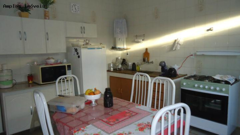 Imagem Casa com 3 Quartos à Venda, 150 m² em Centro - Mateus Leme Imagem Casa com 3 Quartos à Venda, 150 m² em Centro - Mateus Leme