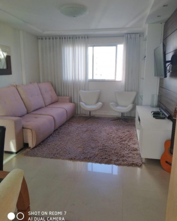 Imagem Imóvel com 3 Quartos à Venda, 123 m²em Centro - Balneário Camboriú Imagem Imóvel com 3 Quartos à Venda, 123 m²em Centro - Balneário Camboriú