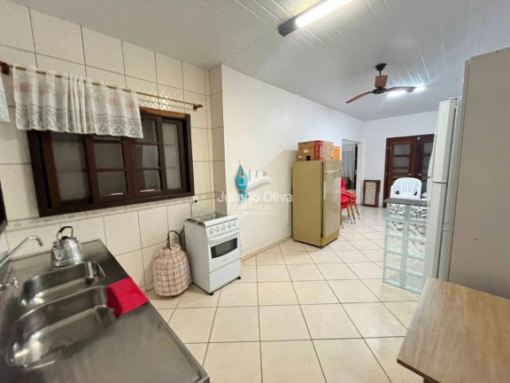 Imagem Casa com 3 Quartos à Venda, 134 m² em Barra Do Sai - Itapoá