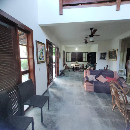 Imagem Casa de Condomínio com 5 Quartos à Venda, 175 m²