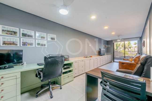 Imagem Apartamento com 3 Quartos à Venda, 369 m² em Rio Branco - Porto Alegre Imagem Apartamento com 3 Quartos à Venda, 369 m² em Rio Branco - Porto Alegre
