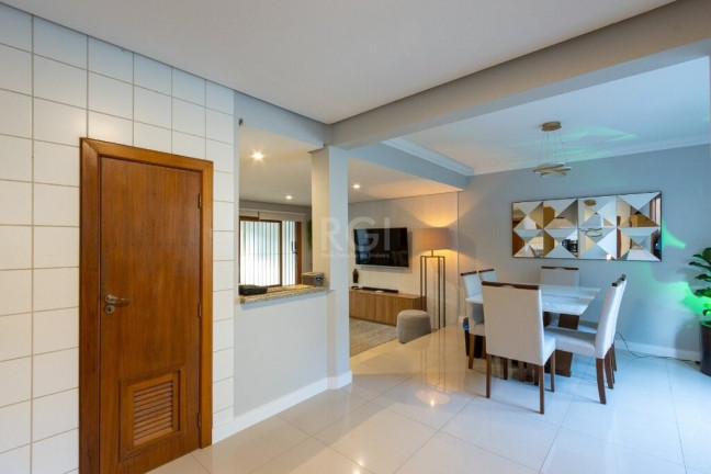 Imagem Casa de Condomínio com 3 Quartos à Venda, 217 m² em Tristeza - Porto Alegre Imagem Casa de Condomínio com 3 Quartos à Venda, 217 m² em Tristeza - Porto Alegre