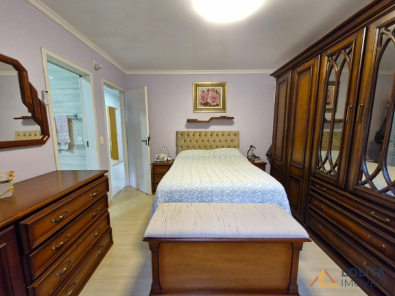 Imagem Casa com 4 Quartos à Venda, 300 m² em Trindade - Florianópolis Imagem Casa com 4 Quartos à Venda, 300 m² em Trindade - Florianópolis
