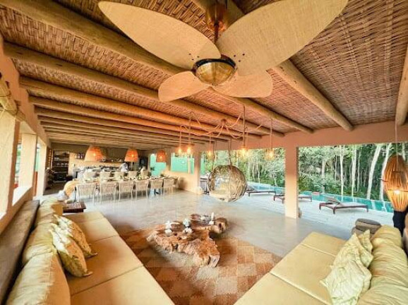 Imagem Casa com 5 Quartos à Venda, 1.600 m² em Trancoso - Porto Seguro Imagem Casa com 5 Quartos à Venda, 1.600 m² em Trancoso - Porto Seguro