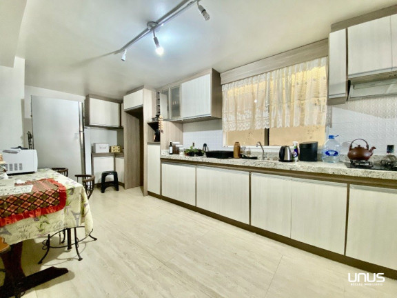 Imagem Casa com 3 Quartos à Venda, 330 m² em Areias - São José