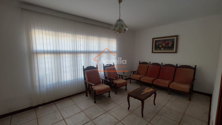 Imagem Casa com 3 Quartos à Venda, 300 m² em Jardim Longatto - Mogi Mirim Imagem Casa com 3 Quartos à Venda, 300 m² em Jardim Longatto - Mogi Mirim