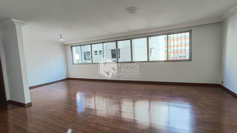 Imagem Apartamento com 3 Quartos à Venda, 172 m² em Itaim Bibi - São Paulo Imagem Apartamento com 3 Quartos à Venda, 172 m² em Itaim Bibi - São Paulo