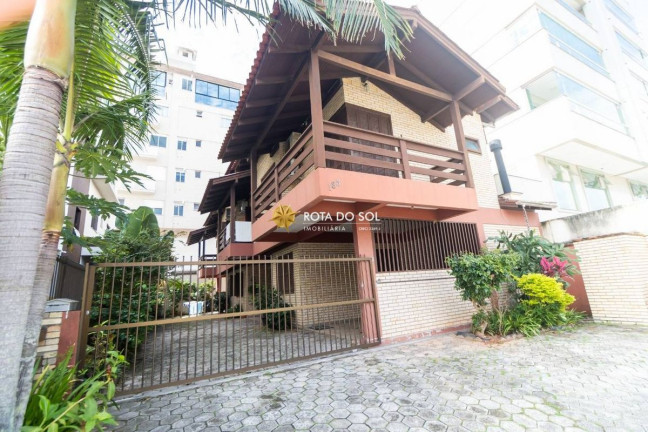 Imagem Sobrado com 3 Quartos à Venda, 79 m² em Bombas - Bombinhas Imagem Sobrado com 3 Quartos à Venda, 79 m² em Bombas - Bombinhas