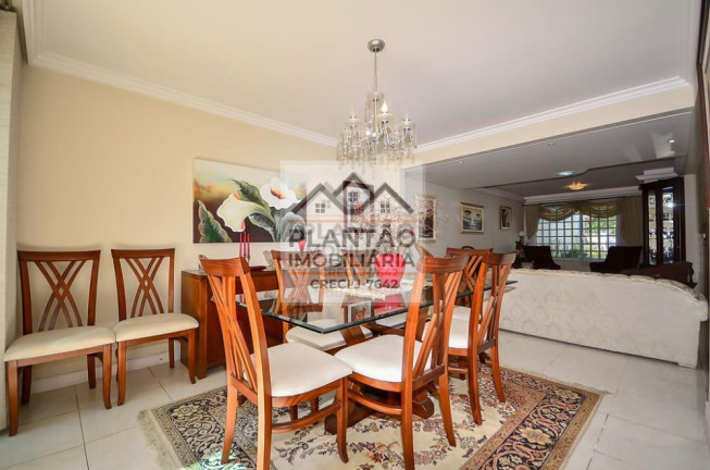 Imagem Sobrado com 3 Quartos para Alugar, 189 m² em Boa Vista - Curitiba