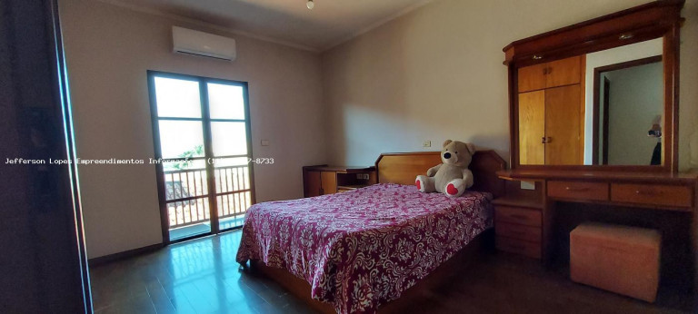 Imagem Casa com 3 Quartos à Venda, 266 m² em Jardim Celani - Salto