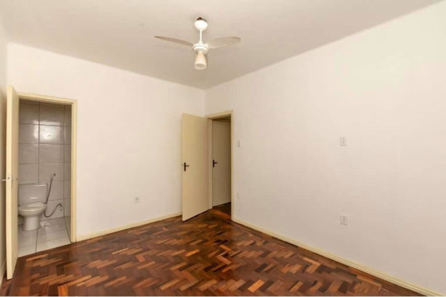 Imagem Apartamento com 3 Quartos à Venda, 75 m² em Centro Histórico - Porto Alegre Imagem Apartamento com 3 Quartos à Venda, 75 m² em Centro Histórico - Porto Alegre