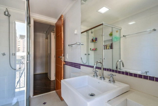 Imagem Apartamento com 4 Quartos à Venda, 126 m² em Itaim Bibi - São Paulo Imagem Apartamento com 4 Quartos à Venda, 126 m² em Itaim Bibi - São Paulo