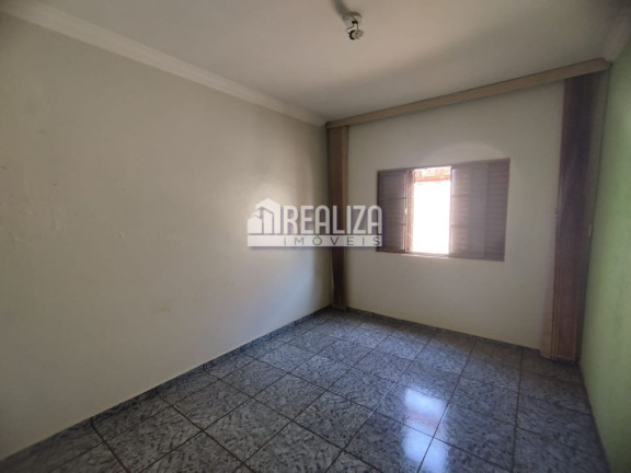 Imagem Casa com 2 Quartos à Venda, 220 m² em Santa Maria - Uberaba Imagem Casa com 2 Quartos à Venda, 220 m² em Santa Maria - Uberaba