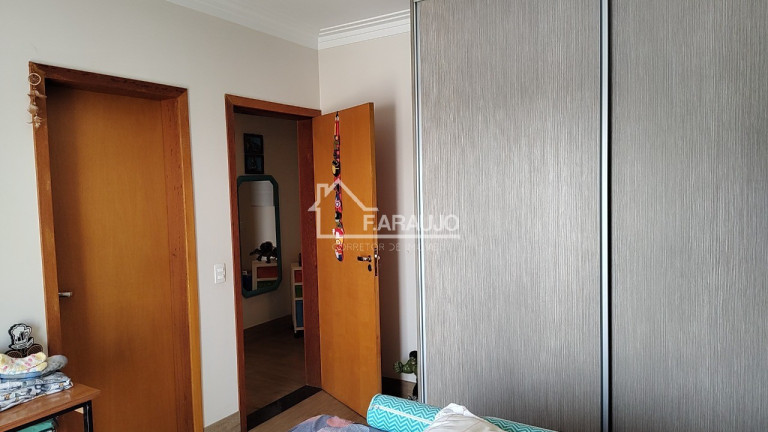 Imagem Imóvel com 3 Quartos à Venda, 274 m² em Parque Ibiti Reserva - Sorocaba Imagem Imóvel com 3 Quartos à Venda, 274 m² em Parque Ibiti Reserva - Sorocaba