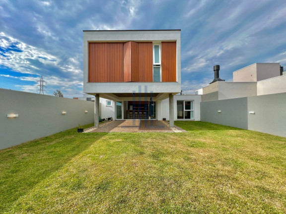 Imagem Casa com 3 Quartos à Venda, 273 m² em São José - Santa Maria Imagem Casa com 3 Quartos à Venda, 273 m² em São José - Santa Maria