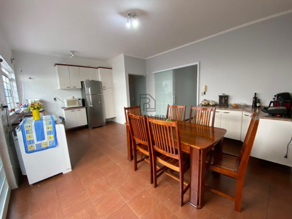 Casa com 3 Quartos à Venda, 250 m² em Centro - Araras
