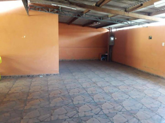Imagem Casa com 3 Quartos à Venda, 250 m² em Conjunto Residencial Araretama - Pindamonhangaba