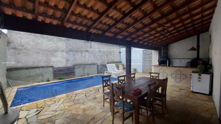 Casa com 3 Quartos à Venda, 288 m² em Itatinga - São Sebastião