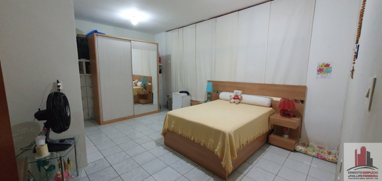 Imagem Casa com 7 Quartos à Venda, 780 m² em Monteiro - Recife