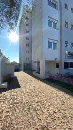 Imagem Apartamento com 3 Quartos à Venda, 85 m² em Santo Antônio - Porto Alegre Imagem Apartamento com 3 Quartos à Venda, 85 m² em Santo Antônio - Porto Alegre