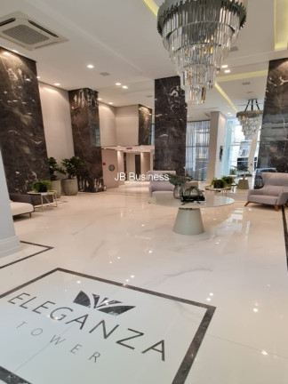 Imagem Imóvel com 4 Quartos à Venda, 140 m² em Centro - Balneário Camboriú Imagem Imóvel com 4 Quartos à Venda, 140 m² em Centro - Balneário Camboriú