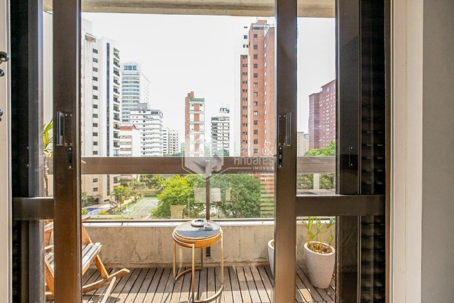 Imagem Apartamento com 3 Quartos à Venda, 225 m² em Itaim Bibi - São Paulo