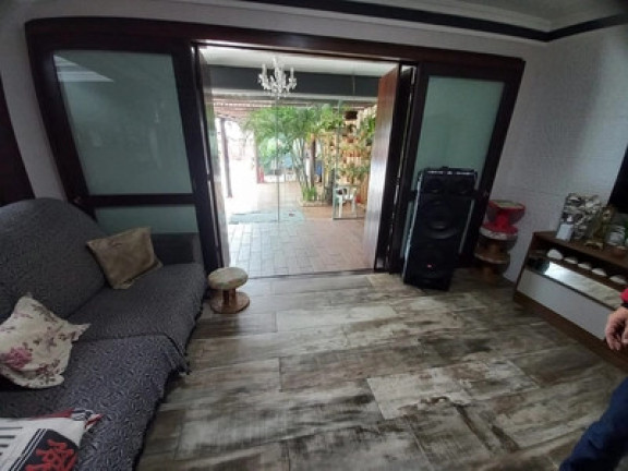 Imagem Casa com 3 Quartos à Venda, em Centro - Xangri-lá Imagem Casa com 3 Quartos à Venda, em Centro - Xangri-lá