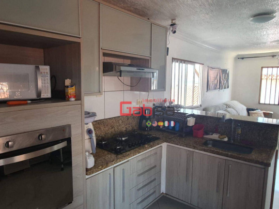 Imagem Casa com 7 Quartos à Venda, 300 m² em Braga - Cabo Frio Imagem Casa com 7 Quartos à Venda, 300 m² em Braga - Cabo Frio