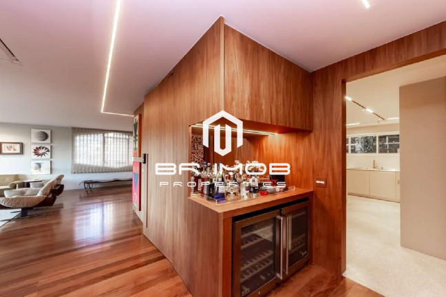 Imagem Imóvel com 4 Quartos à Venda, 301 m² em Cerqueira César - São Paulo
