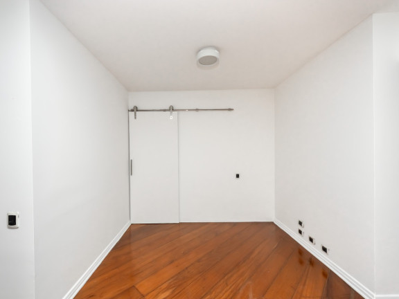 Imagem Apartamento com 3 Quartos à Venda, 97 m² em Moema - São Paulo