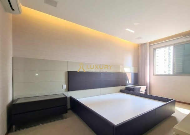 Imagem Imóvel com 4 Quartos à Venda, 263 m² em Vila Da Serra - Nova Lima Imagem Imóvel com 4 Quartos à Venda, 263 m² em Vila Da Serra - Nova Lima