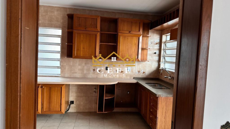 Imagem Casa com 3 Quartos à Venda, 224 m² em Santana - Porto Alegre Imagem Casa com 3 Quartos à Venda, 224 m² em Santana - Porto Alegre